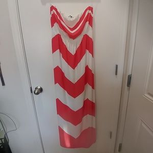 Maxi, strapless dress